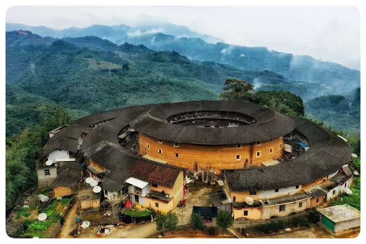 福建土楼哪个最值得去_福建土楼哪个最值得去土楼王,土楼王子,土楼公主